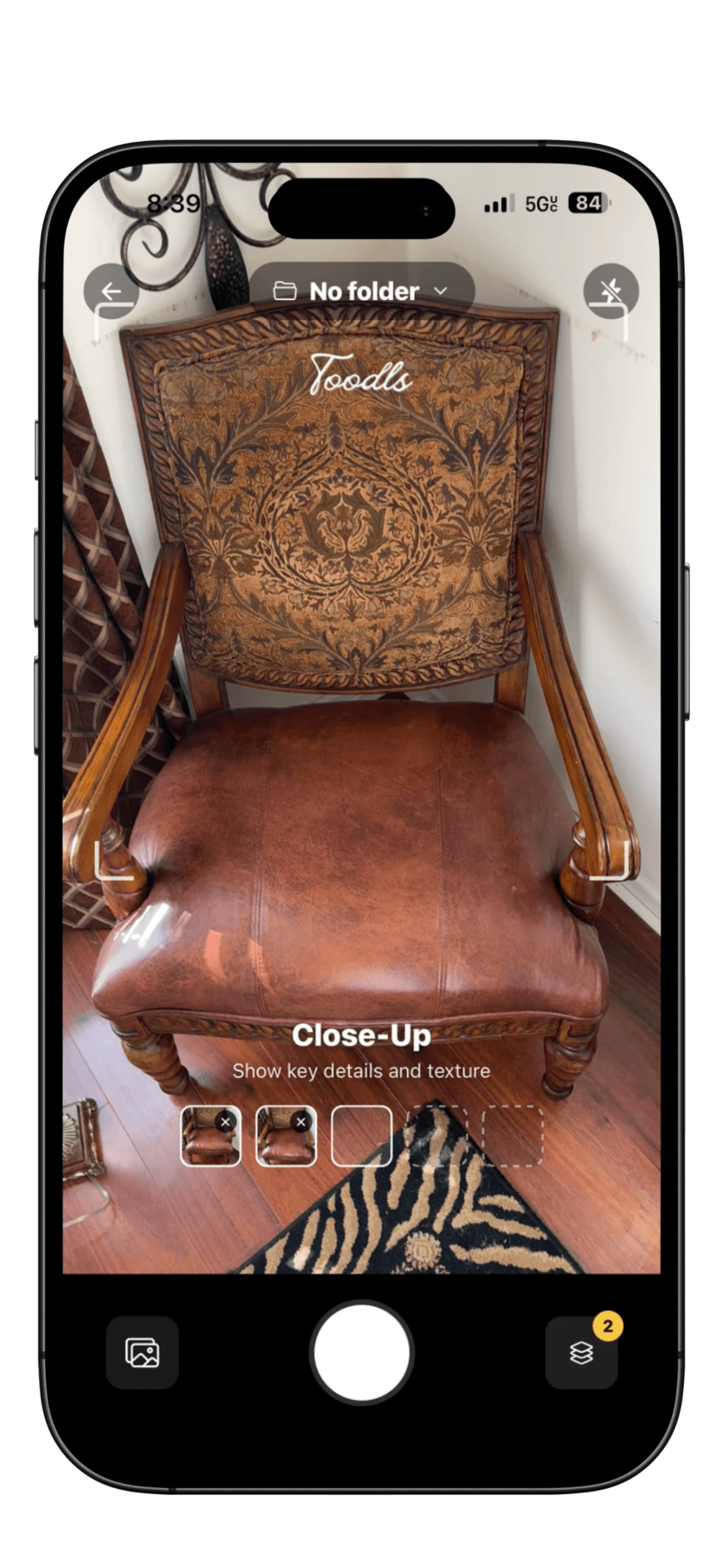 Toodls scanning a leather armchair and showing its details